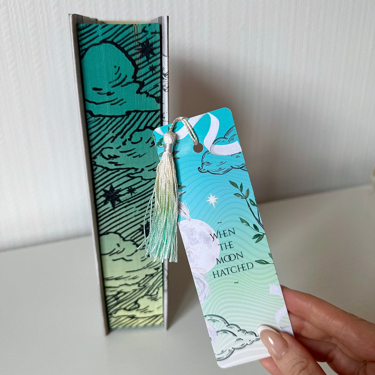 Deluxe - When the Moon Hatched - FREE Matching Bookmark